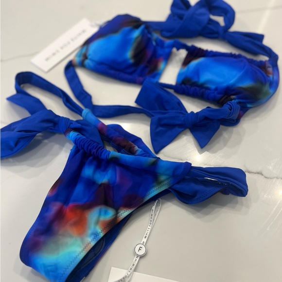 Hawaiian Blue Bikini Set 💙🦋 - Picture 1 of 5